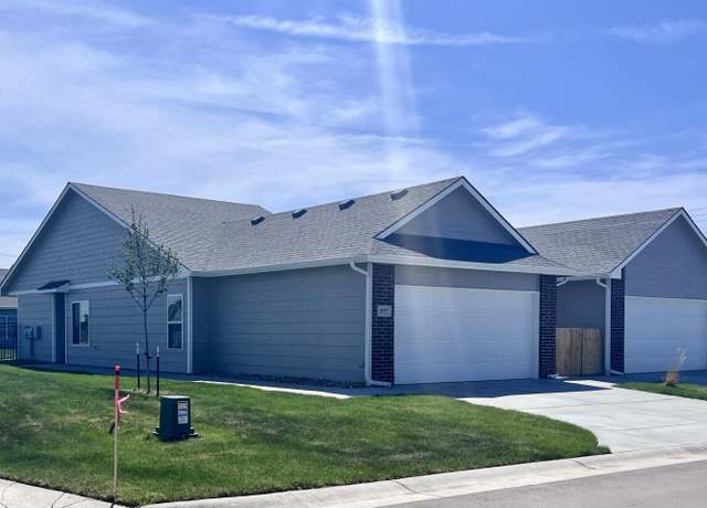 Property at 3925-3927 S Bluelake Ct, Wichita, KS 67215, 6 beds