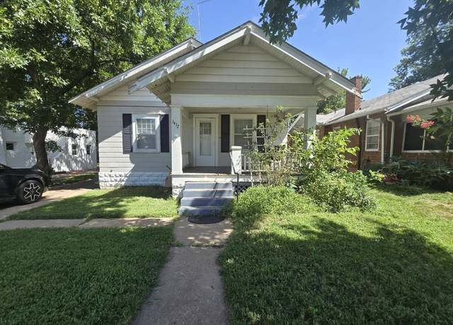 Property at 1412 E 2nd, Winfield, KS 67156, 2 beds, 1 bath