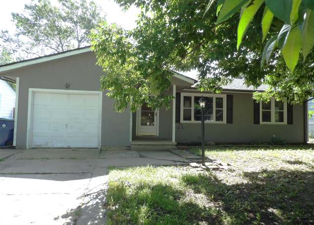 Property at 3332 S Downtain Dr, Wichita, KS 67217, 3 beds, 2 baths