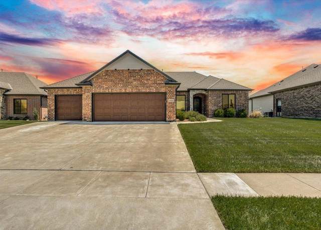 Property at 4918 N Sandkey St, Wichita, KS 67204-2380, 5 beds, 3.5 baths