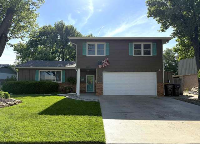 Property at 2020 Lewis St, Salina, KS 67401, 4 beds, 2.5 baths