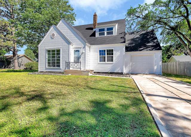 Property at 114 E 3rd Ave, Buhler, KS 67522, 3 beds, 1.5 baths