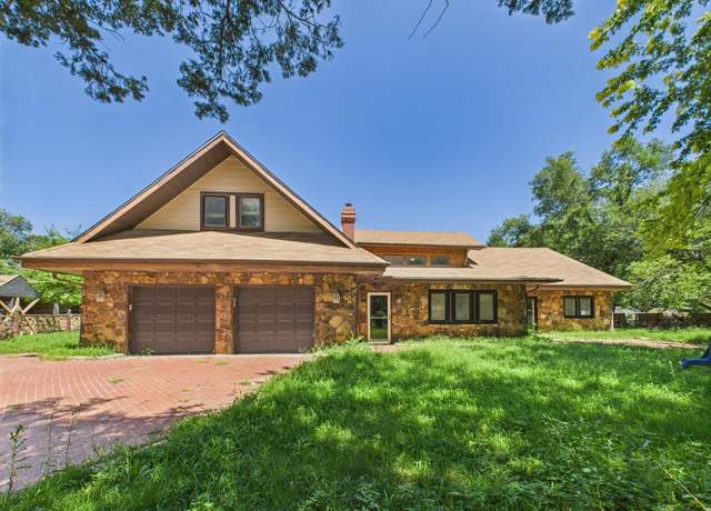 Property at 7000 W Ocieo St, Wichita, KS 67205, 6 beds, 3 baths