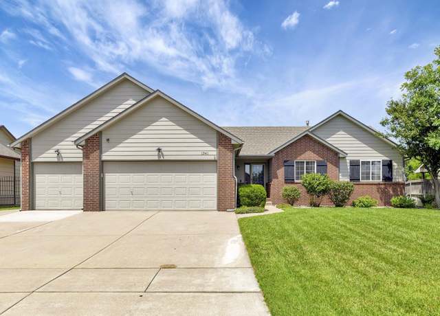 Property at 1341 N Lake Edge Cir, Goddard, KS 67052, 5 beds, 3 baths