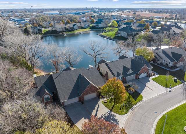Property at 2340 N Lighthouse Cv, Wichita, KS 67205, 3 beds, 2.5 baths