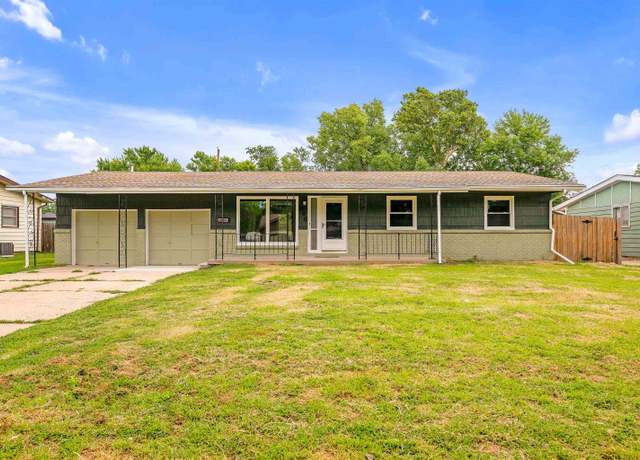 Property at 946 N Brownthrush, Wichita, KS 67212, 3 beds, 3 baths