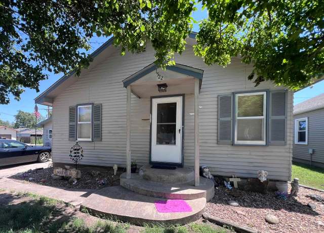 Property at 1522 N Van Buren St, Hutchinson, KS 67501, 2 beds, 1 bath