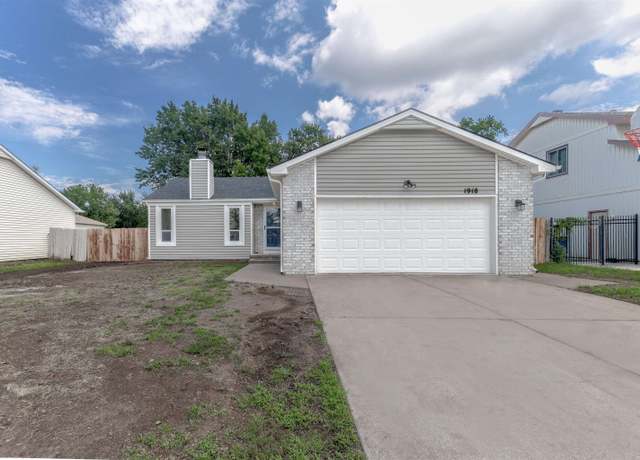 Property at 1918 N Westfield St, Wichita, KS 67212, 3 beds, 2 baths