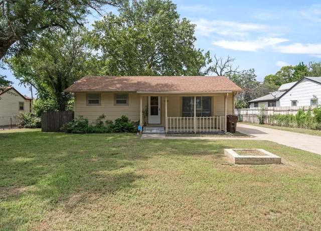 Property at 4823 S Madison Ave, Wichita, KS 67216-3140, 2 beds, 1 bath