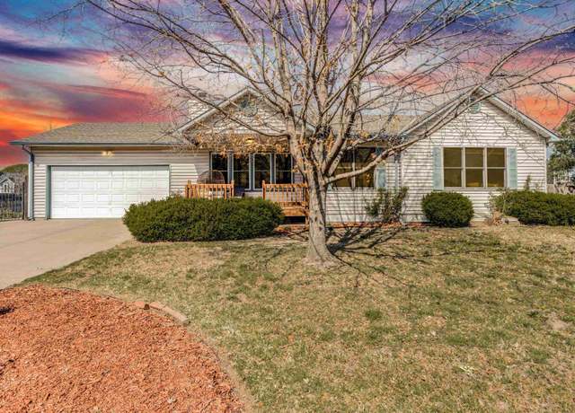 Property at 3945 N Garland Cir, Wichita, KS 67204, 4 beds, 3 baths