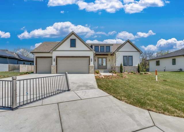 Property at 264 S Ciderbluff Cir, Wichita, KS 67052, 5 beds, 3.5 baths