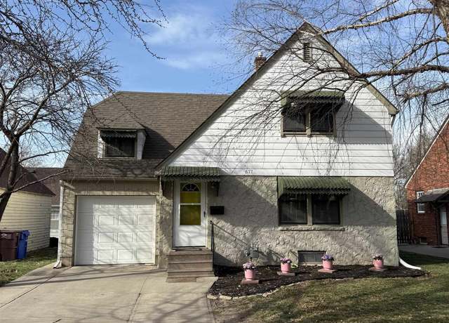 Property at 617 E Hancock St, Mcpherson, KS 67460, 3 beds, 2 baths