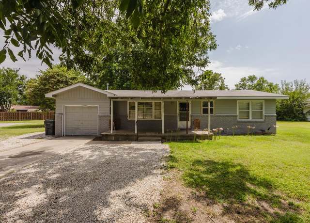 Property at 1338 W Sullivan, Wichita, KS 67204, 3 beds, 1 bath
