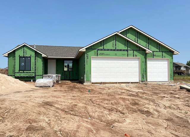 Property at 2817 N Rutland Ln, Augusta, KS 67010, 3 beds, 2 baths