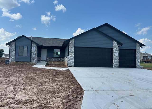 Property at 2817 N Rutland Ln, Augusta, KS 67010, 3 beds, 2 baths