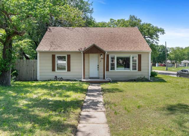 Property at 1001 S Yale Ave, Wichita, KS 67218, 3 beds, 2 baths