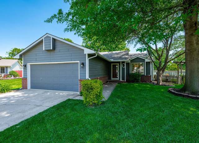 Property at 1601 N Robin Cir, Wichita, KS 67212, 3 beds, 2.5 baths