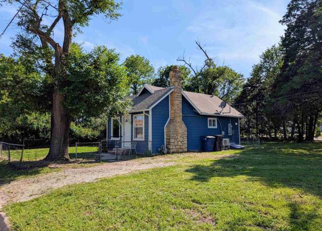 Property at 1015 S Walnut St, Newton, KS 67114, 1 bed, 1 bath