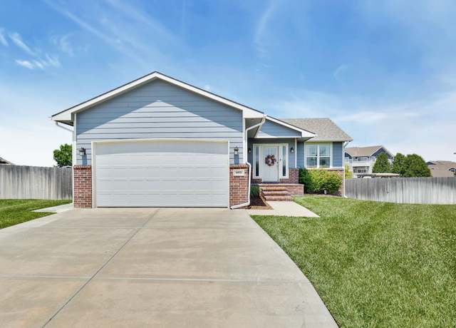 Property at 653 S Hedgewood Cir, Andover, KS 67002, 4 beds, 3 baths