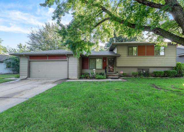 Property at 1450 N Windmill Rd, Derby, KS 67037, 3 beds, 3.5 baths