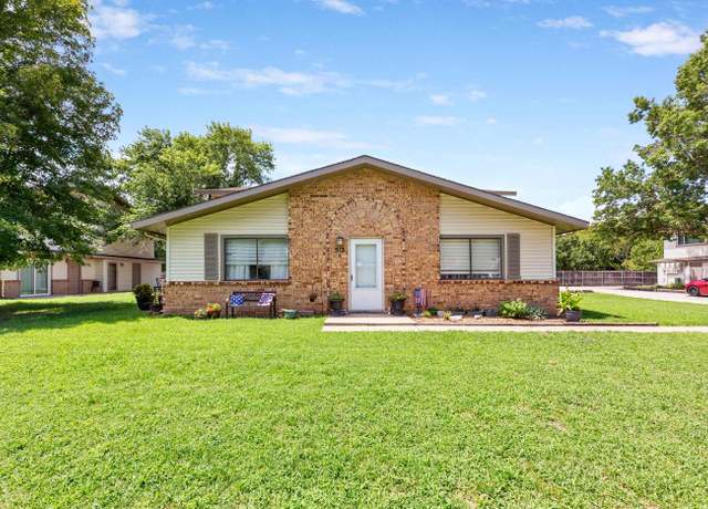 Property at 513 S Paula Ave, Wichita, KS 67209, 2 beds, 1 bath