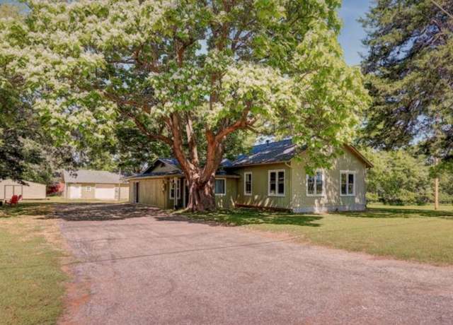 Property at 205 S Centennial Rd, Arkansas City, KS 67005, 3 beds, 2.5 baths