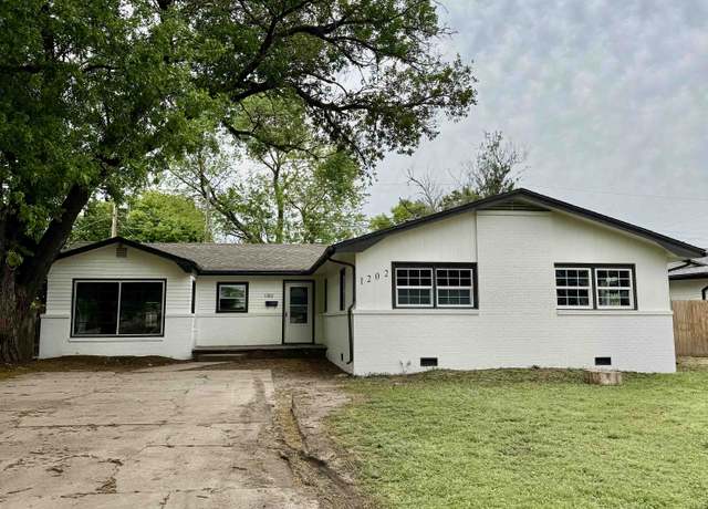 Property at 1202 W Casado, Wichita, KS 67217, 4 beds, 1.5 baths