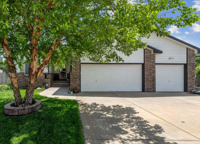 Property at 1910 N Nickelton Ct, Wichita, KS 67235, 3 beds, 3 baths