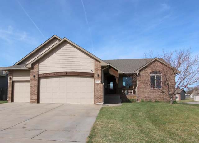 Property at 11755 W Wilkinson Ct, Maize, KS 67101, 4 beds, 3 baths