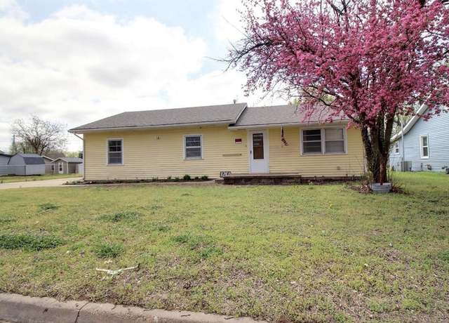 Property at 1201 W Oklahoma Ave, Arkansas City, KS 67005, 2 beds, 1 bath