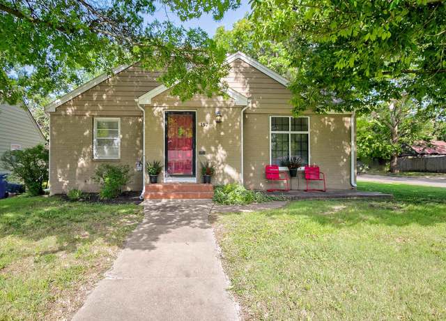 Property at 157 N Edgemoor St, Wichita, KS 67208, 2 beds, 1 bath