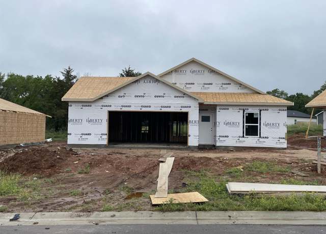 Property at 610 W Sante Fe Ave, El Dorado, KS 67042, 3 beds, 2 baths