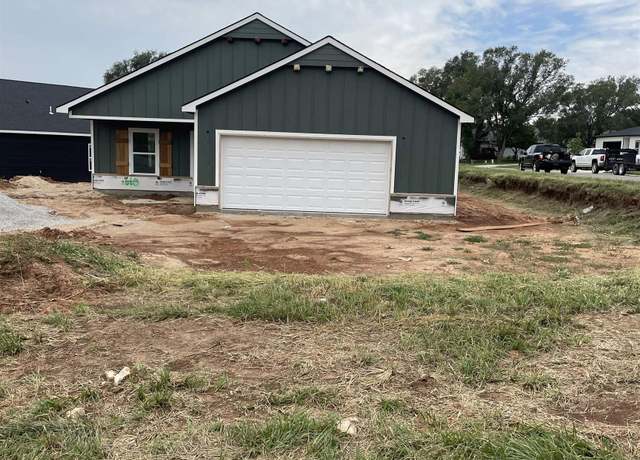Property at 610 Santa Fe Ave, El Dorado, KS 67042, 3 beds, 2 baths