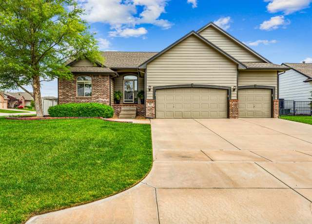 Property at 806 W Sandstone Ct, Andover, KS 67002, 4 beds, 3 baths