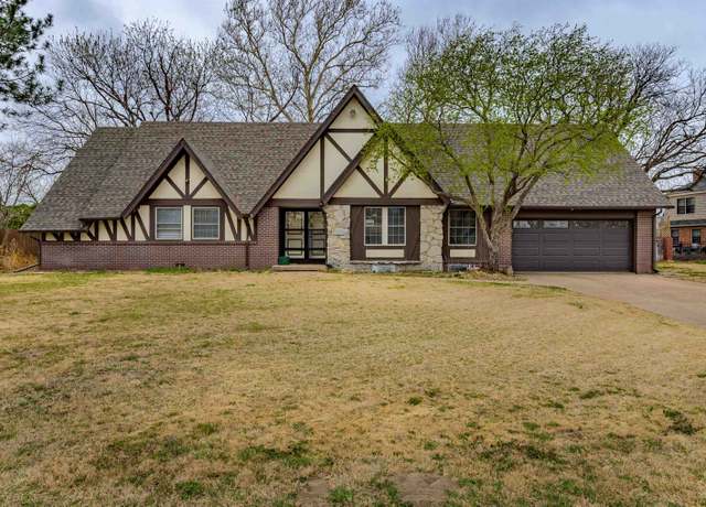 Property at 2419 W Benjamin Dr, Wichita, KS 67204, 3 beds, 2.5 baths