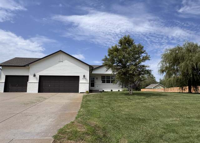 Property at 13710 W 107th St N, Sedgwick, KS 67135, 4 beds, 3 baths