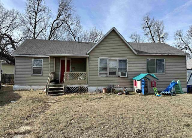 Property at 448 S 12th St, Salina, KS 67401, 3 beds, 1 bath