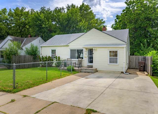 Property at 1339 N Terrace Dr, Wichita, KS 67208, 2 beds, 2 baths