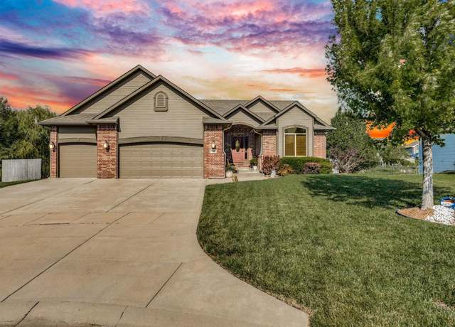 Property at 2629 E Kite Ct, Wichita, KS 67219, 4 beds, 3 baths