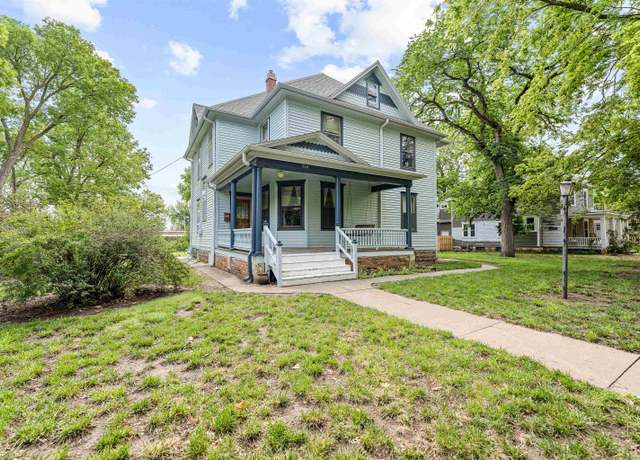 Property at 328 N 1st St, Lindsborg, KS 67456, 4 beds, 2 baths
