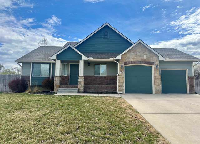 Property at 2707 N Beacon Hill Ct, Wichita, KS 67220, 4 beds, 3 baths