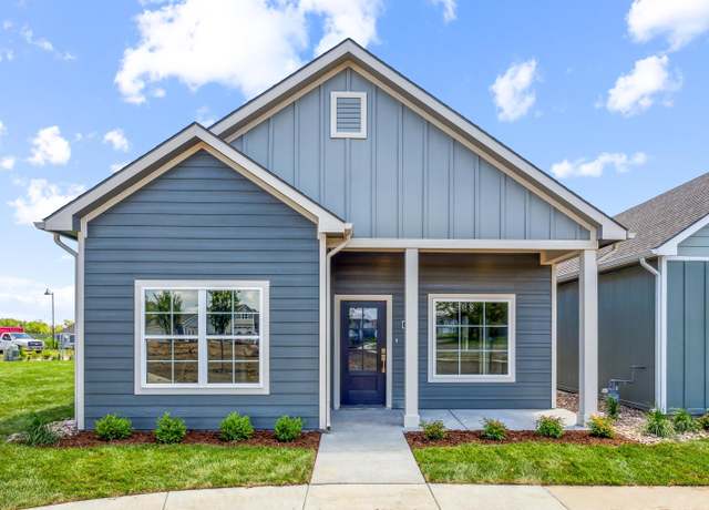 Property at 421 E Lexington Ln, Andover, KS 67002, 2 beds, 2 baths