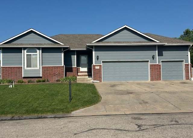 Property at 2417 S Lark Ln, Wichita, KS 67215, 5 beds, 3 baths