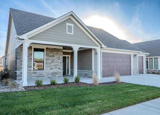 Property at 727 E Lexington Ln, Andover, KS 67002, 2 beds, 2 baths