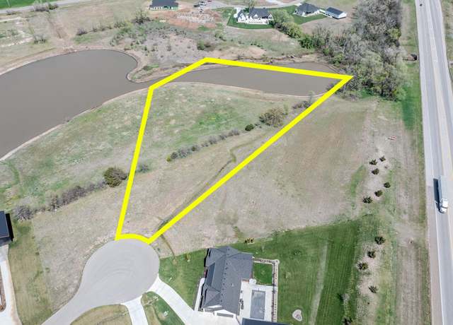 Property at 11750 W Cherese Cir, Wichita, KS 67215-2509