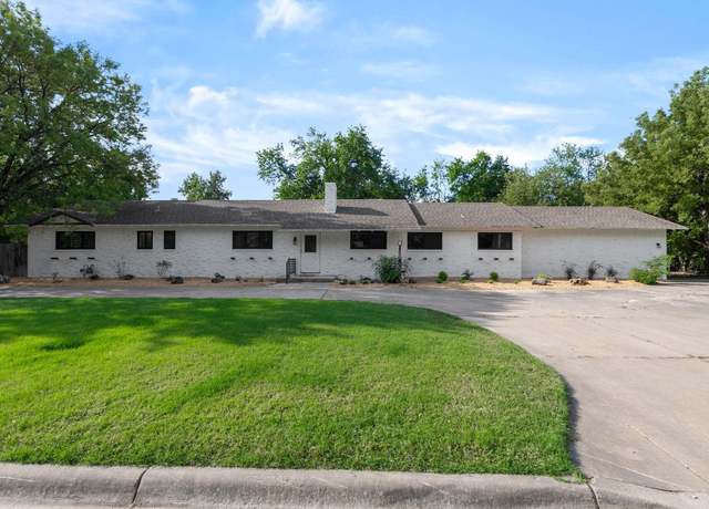 Property at 988 W Alexander Dr, Haysville, KS 67060, 4 beds, 4 baths