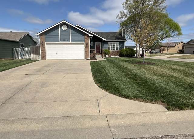 Property at 2558 E Ventnor St, Park City, KS 67219, 4 beds, 3 baths