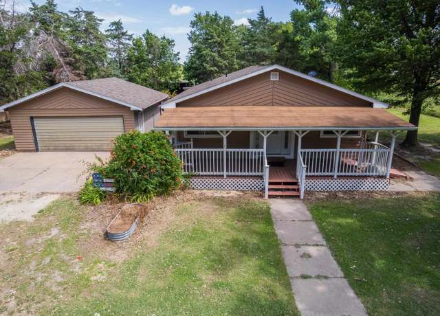 Property at 11410 SW 48th, Halstead, KS 67056, 3 beds, 2 baths