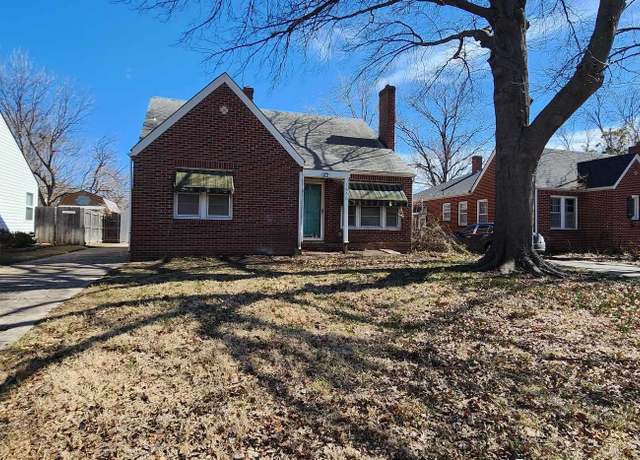 Property at 1638 N Hood St, Wichita, KS 67203, 2 beds, 1 bath