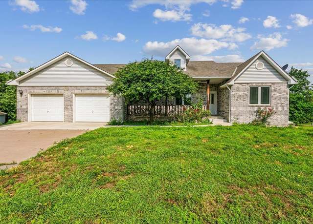 Property at 1102 E Rainbow Ct, Towanda, KS 67144, 4 beds, 3 baths